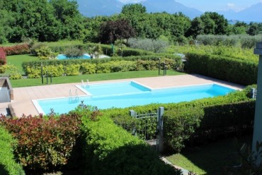 BEREITS VERKAUFT/VERMIETET 3 Zimmer Wohnung mit Pool in ruhiger Lage